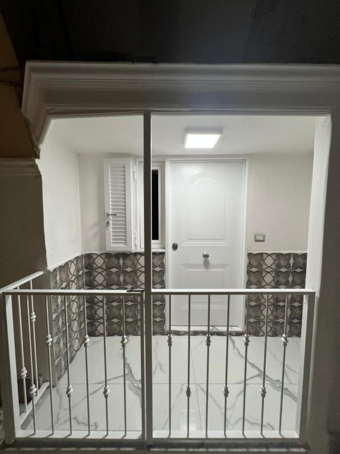 Appartamento Mara House Napoli Esterno foto