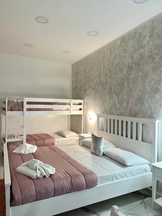 Appartamento Mara House Napoli Esterno foto