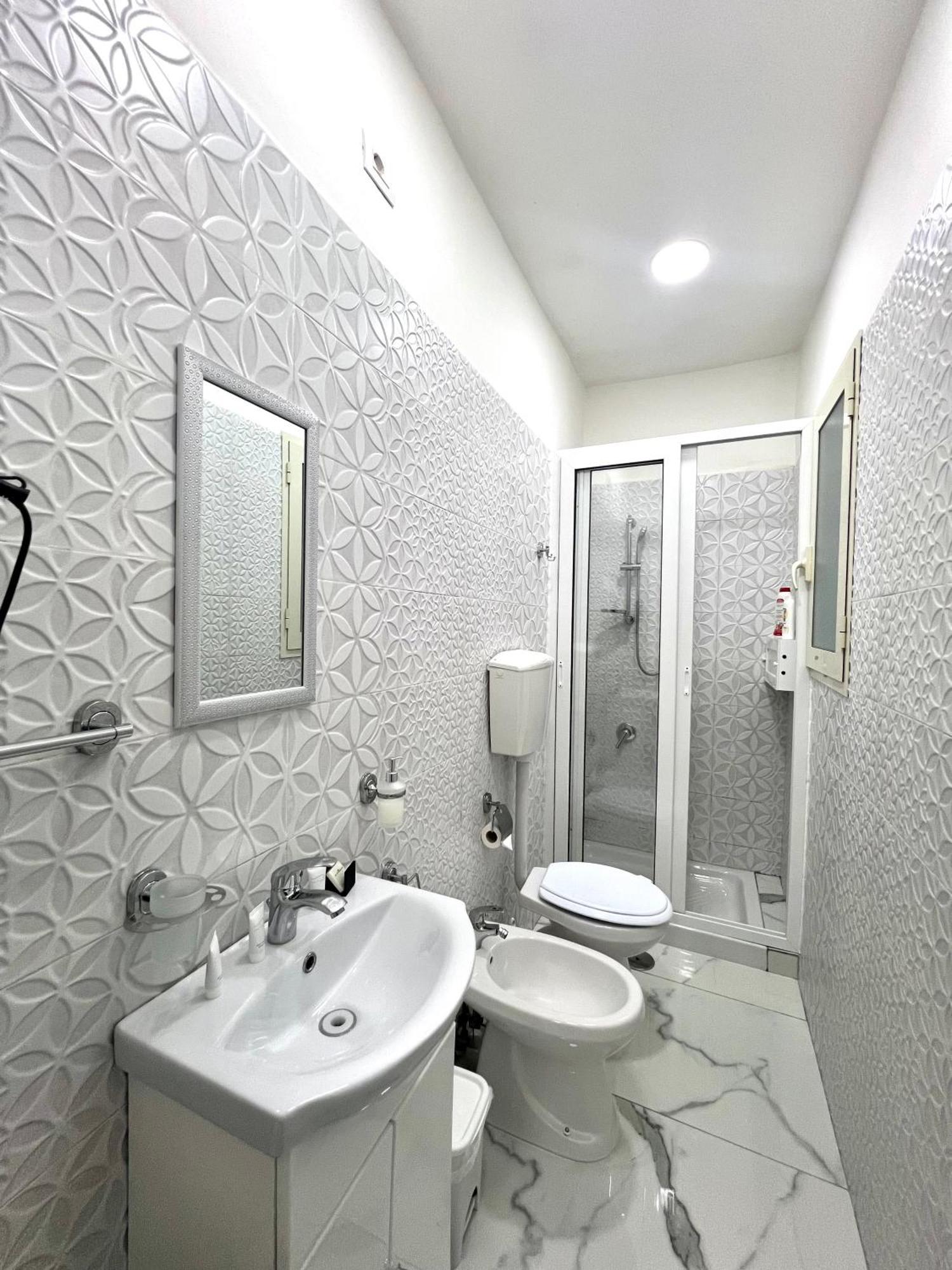 Appartamento Mara House Napoli Esterno foto